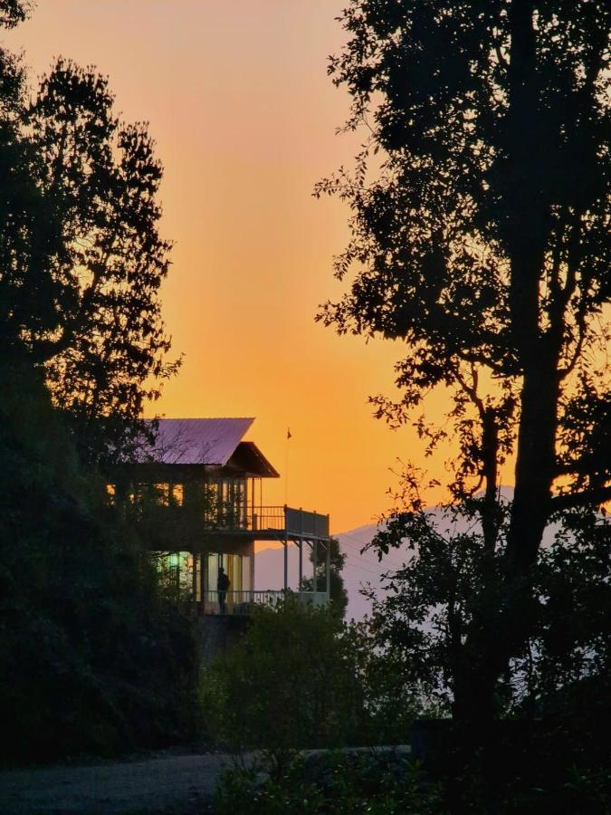 The Mystic Pines Hotell Nainital Exteriör bild