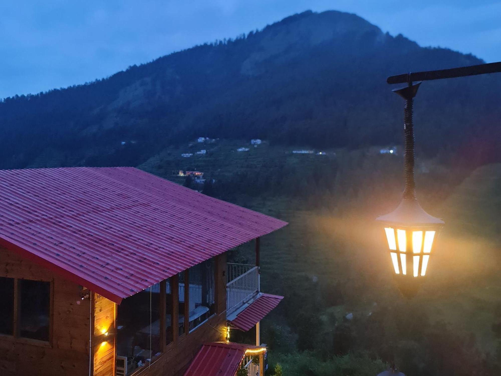 The Mystic Pines Hotell Nainital Exteriör bild